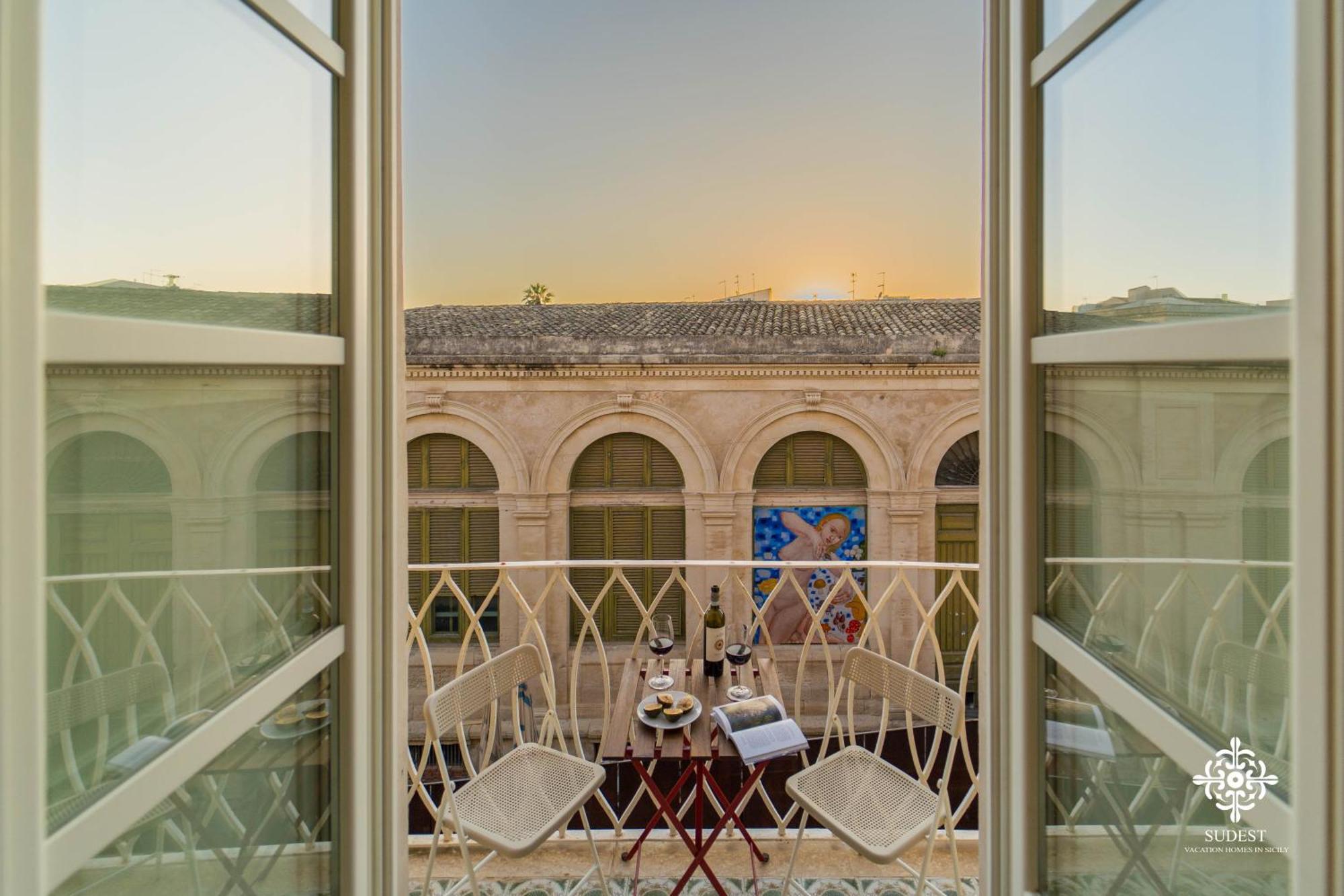 La Terrazza Sull'Antico Mercato Di Ortigia Syracuse Exterior photo