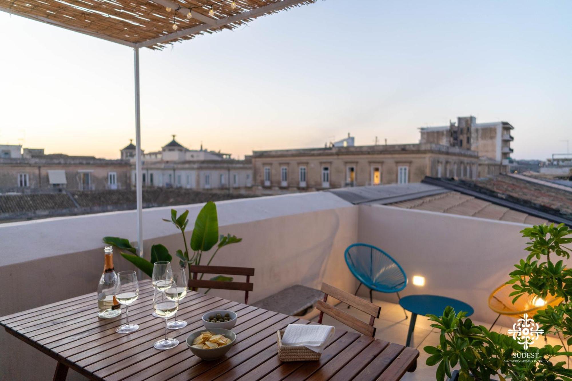 La Terrazza Sull'Antico Mercato Di Ortigia Syracuse Exterior photo