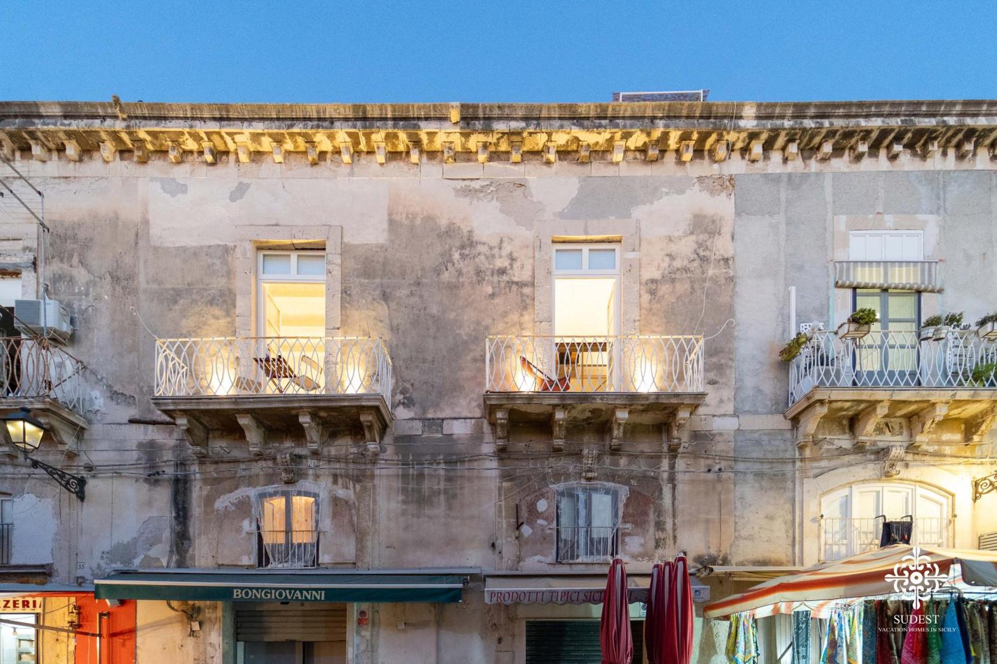 La Terrazza Sull'Antico Mercato Di Ortigia Syracuse Exterior photo